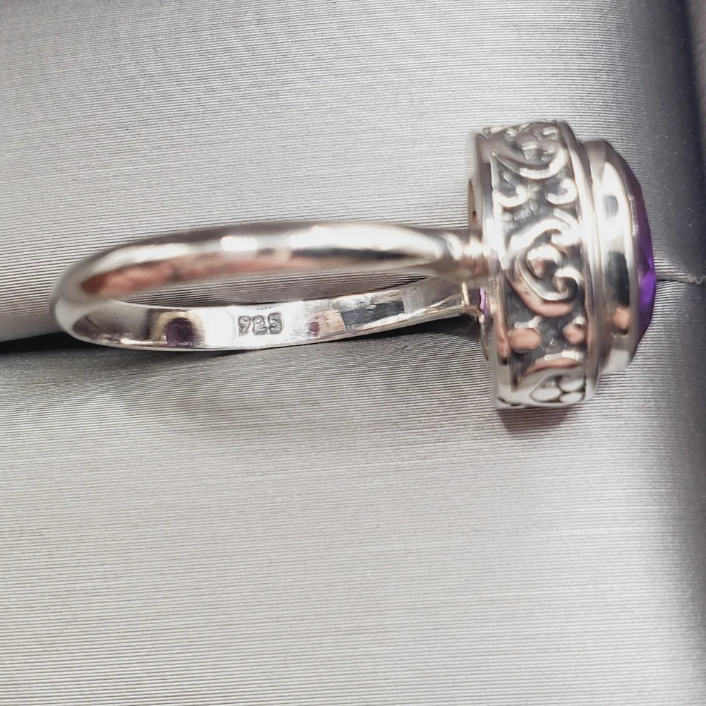 Bezel Set Oval Shaped Amethyst 925 Sterling Silver Heart Design Ring